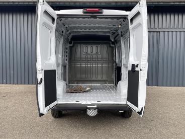 SPOTICAR Opel Movano Gb 2.2 D 140pk S&s L2h2 35 Eat8 I Camera I Dab I P Tweedehands - Bedrijfswagen Diesel Wit - Ruurlo - 1200270440_5