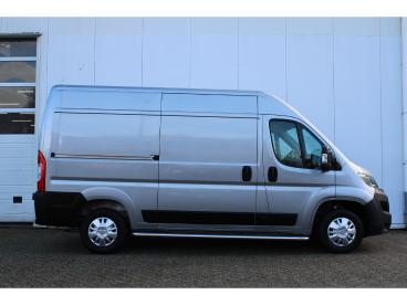 SPOTICAR Opel Movano 2.2d 120 Pk L2h2 Edition Parkeercamera / Navigatie Tweedehands - Bedrijfswagen Diesel Grijs - Naarden - 1200284314_3
