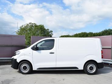 SPOTICAR Opel Vivaro Vivaro-e Electric L2 75 Kwh | 8 Jaar Garantie | Camera + Se Tweedehands - Bedrijfswagen Elektrisch Wit - Alphen Aan Den Rijn - 1200276399_3