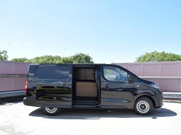 SPOTICAR Opel Vivaro Vivaro-e Electric L3 75 Kwh | 0% Rente | Apple Carplay | Ca Tweedehands - Bedrijfswagen Elektrisch Zwart - Alphen Aan Den Rijn - 1200276411_4