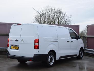 SPOTICAR Opel Vivaro Vivaro-e Electric L3 75 Kwh | Navigatie Incl. Apple Carplay Tweedehands - Bedrijfswagen Elektrisch Wit - Alphen Aan Den Rijn - 1200284177_3