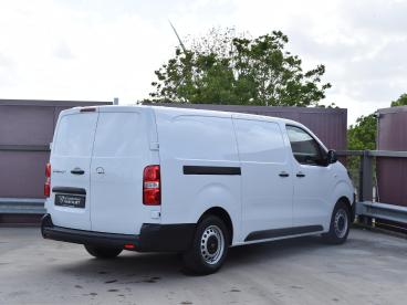 SPOTICAR Opel Vivaro Vivaro-e Electric L3 75 Kwh | Tot 8 Jaar Garantie | Laadrui Tweedehands - Bedrijfswagen Elektrisch Wit - Alphen Aan Den Rijn - 1200297005_4