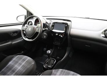 SPOTICAR Peugeot 108 1.0 E-vti Blue Lease Executive Apple Carplay/andro Tweedehands - Stadsauto Benzine Wit - Leeuwarden - 1200268515_3