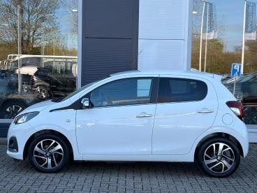 SPOTICAR Peugeot 108 1.0 E-vti 72pk 5d Allure | Cruise Control | Blueto Tweedehands - Stadsauto Benzine Wit - Arnhem - 1200291812_3