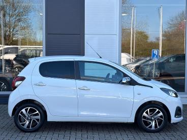 SPOTICAR Peugeot 108 1.0 E-vti 72pk 5d Allure | Cruise Control | Blueto Tweedehands - Stadsauto Benzine Wit - Arnhem - 1200291812_4