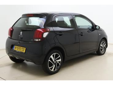 SPOTICAR Peugeot 108 1.0 E-vti Allure | Apple Carplay/android Auto | Na Tweedehands - Stadsauto Benzine Zwart - Dokkum - 1200302251_2