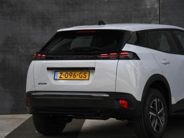 SPOTICAR Peugeot 2008 Active 1.2 Puretech 100pk Navi | Apple Carplay | C Tweedehands - Suv Benzine Wit - Sittard - 1200271316_5