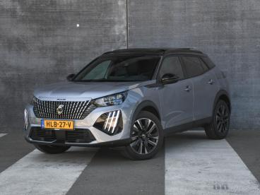 SPOTICAR Peugeot 2008 Gt 1.2 Hybrid 136pk Automaat Pano-dak | Adap. Crui Tweedehands - Suv Hybride Grijs - Sittard - 1200271383_1