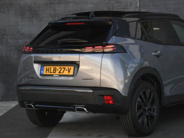SPOTICAR Peugeot 2008 Gt 1.2 Hybrid 136pk Automaat Pano-dak | Adap. Crui Tweedehands - Suv Hybride Grijs - Sittard - 1200271383_5