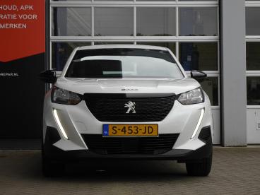 SPOTICAR Peugeot 2008 1.2 Puretech Active Pack | Navigatie | Parkeersens Tweedehands - Suv Benzine Wit - Sneek - 1200272163_3