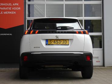 SPOTICAR Peugeot 2008 1.2 Puretech Active Pack | Navigatie | Parkeersens Tweedehands - Suv Benzine Wit - Sneek - 1200272163_4