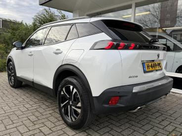 SPOTICAR Peugeot 2008 1.2 Puretech Allure | Navigatie | 3d-cockpit | Sto Tweedehands - Suv Benzine Wit - Wirdum (fr) - 1200280819_3