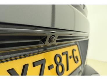 SPOTICAR Peugeot 2008 1.2 Hybrid 145 Allure | Automaat | 360 Camera | Na Tweedehands - Suv Hybride Grijs - Drachten - 1200282774_3