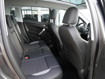 SPOTICAR Peugeot 2008 1.2 Puretech Blue Lease Allure | 110pk | Trekhaak Tweedehands - Suv Benzine Grijs - Sneek - 1200285398_5