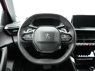 SPOTICAR Peugeot 2008 1.2 Puretech Allure Pack Tweedehands - Suv Benzine Rood - Den Haag - 1200286327_4