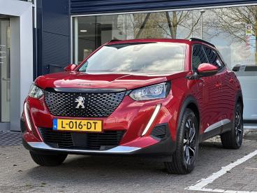 SPOTICAR Peugeot 2008 1.2 Puretech 130pk Allure | Trekhaak | Apple Carpl Tweedehands - Suv Benzine Rood - Emmeloord - 1200289932_1