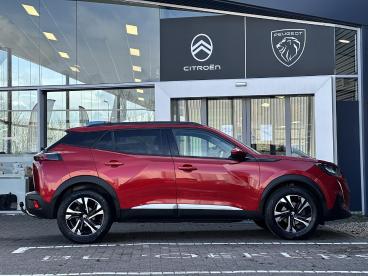 SPOTICAR Peugeot 2008 1.2 Puretech 130pk Allure | Trekhaak | Apple Carpl Tweedehands - Suv Benzine Rood - Emmeloord - 1200289932_3