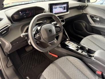 SPOTICAR Peugeot 2008 1.2 Hybrid 145 Gt | Navigatie | Parkeer Camera | T Tweedehands - Suv Hybride Zwart - Gouda - 1200292547_4