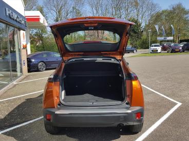 SPOTICAR Peugeot 2008 Active Pack 1.2 Puretech 100pk Cruise & Climate Co Tweedehands - Suv Benzine Oranje - Zierikzee - 1200293668_5
