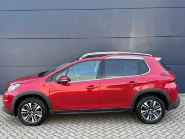 SPOTICAR Peugeot 2008 1.2 Puretech Allure | Automaat | Pano | Cruise | N Tweedehands - Suv Benzine Rood - Doetinchem - 1200297039_2