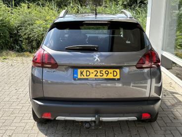 SPOTICAR Peugeot 2008 1.2t 110pk Allure | Dealeronderhouden | Trekhaak | Tweedehands - Suv Benzine Grijs - Wirdum (fr) - 1200297614_5