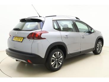 SPOTICAR Peugeot 2008 1.2 Puretech Allure Nette Auto! L Apple Carplay & Tweedehands - Suv Benzine Grijs - Leeuwarden - 1200297712_2
