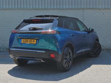 SPOTICAR Peugeot 2008 1.2 Hybrid 145pk Gt | Schuifdak | Navigatie | Came Tweedehands - Suv Hybride Blauw - Zeist - 1200298075_3