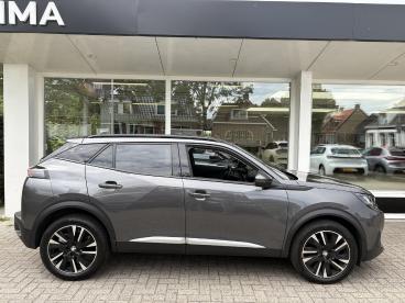 SPOTICAR Peugeot 2008 1.2t 130pk Allure | Achteruitrijcamera | Dealerond Tweedehands - Suv Benzine Grijs - Wirdum (fr) - 1200298279_2