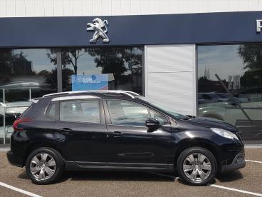 SPOTICAR Peugeot 2008 Active 1.2 Pt-82pk Trekhaak | Navigatie | Cruise C Tweedehands - Suv Benzine Zwart - Zierikzee - 1200301687_2
