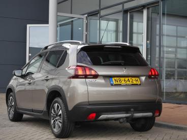 SPOTICAR Peugeot 2008 1.2 110pk Puretech Allure | Apple Carplay | Naviga Tweedehands - Suv Benzine Grijs - Sneek - 1200302111_4