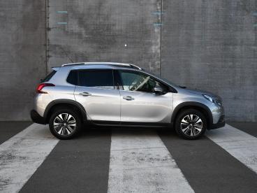 SPOTICAR Peugeot 2008 Allure 1.2 Puretech 110pk Pano | 16''lm | Cruise.c Tweedehands - Suv Benzine Grijs - Sittard - 1200302675_4