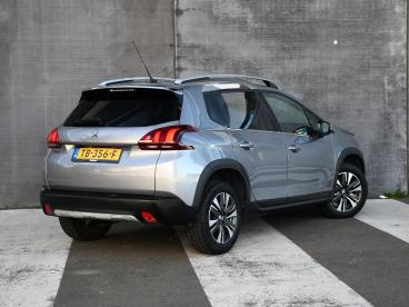SPOTICAR Peugeot 2008 Allure 1.2 Puretech 110pk Pano | 16''lm | Cruise.c Tweedehands - Suv Benzine Grijs - Sittard - 1200302675_5