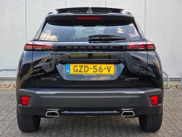 SPOTICAR Peugeot 2008 1.2 Hybrid 136 Gt Schuifdak | Navigatie | Parkeerc Tweedehands - Suv Hybride Zwart - Zutphen - 1200303310_5