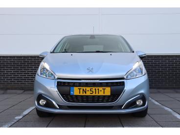 SPOTICAR Peugeot 208 1.2 Puretech Signature * Automaat * Apple Carplay Tweedehands -  Benzine Grijs - Almere - 1200272362_2
