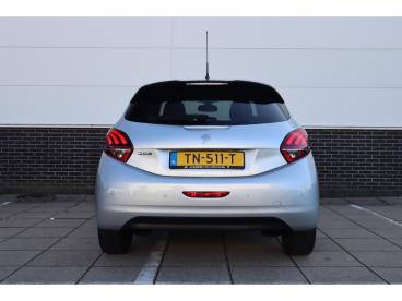 SPOTICAR Peugeot 208 1.2 Puretech Signature * Automaat * Apple Carplay Tweedehands -  Benzine Grijs - Almere - 1200272362_5