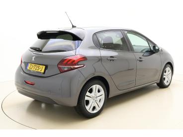 SPOTICAR Peugeot 208 1.2 Puretech Signature 82 Pk | Handgeschakeld | Ai Tweedehands -  Benzine Grijs - Leeuwarden - 1200275909_2
