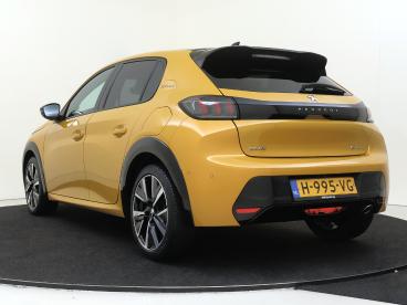 SPOTICAR Peugeot 208 1.2 100pk Puretech Gt-line Keyless | Panoramadak | Tweedehands -  Benzine Geel - Naaldwijk - 1200283210_4