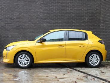 SPOTICAR Peugeot 208 Active 75pk | Airco | All-season Banden | Apple Ca Tweedehands -  Benzine Geel - Doorn - 1200285775_2