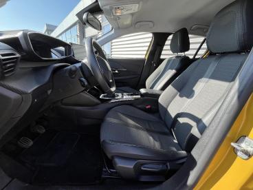 SPOTICAR Peugeot 208 1.2 Puretech Allure Pack Navigatie | Camera | Appl Tweedehands -  Benzine Geel - Velp - 1200288263_5