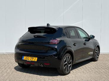 SPOTICAR Peugeot 208 1.2 Hybrid 110 E-dcs6 Gt | Camera & Sensoren Voor Tweedehands -  Hybride Zwart - Winterswijk - 1200292832_5