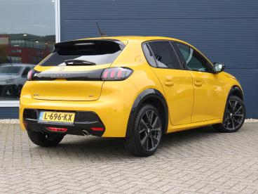 SPOTICAR Peugeot 208 1.2 Puretech Gt Pack 1ste Eigenaar | Alcantara | P Tweedehands -  Benzine Geel - Nijkerk - 1200293061_3