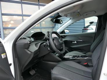 SPOTICAR Peugeot 208 1.2 Hybrid 110 E-dcs6 Allure | 360° Camera | Navig Tweedehands -  Hybride Wit - Dokkum - 1200293502_3