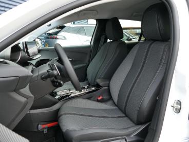SPOTICAR Peugeot 208 1.2 Hybrid 110 E-dcs6 Allure | 360° Camera | Navig Tweedehands -  Hybride Wit - Dokkum - 1200293502_4