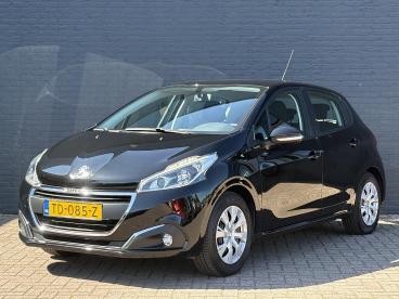 SPOTICAR Peugeot 208 1.2 Puretech Blue Lease Executive Navigatie | Crui Tweedehands -  Benzine Zwart - Hengelo - 1200294547_1