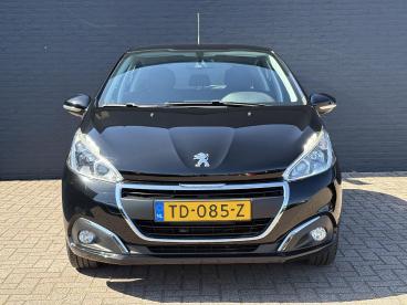 SPOTICAR Peugeot 208 1.2 Puretech Blue Lease Executive Navigatie | Crui Tweedehands -  Benzine Zwart - Hengelo - 1200294547_2