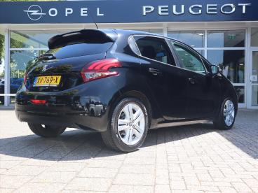 SPOTICAR Peugeot 208 Signature Puretech 110pk H6, Rijklaarprijs, Naviga Tweedehands -  Benzine Zwart - Ommen - 1200296765_4