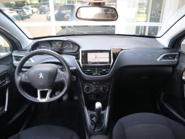SPOTICAR Peugeot 208 Signature Puretech 110pk H6, Rijklaarprijs, Naviga Tweedehands -  Benzine Zwart - Ommen - 1200296765_5