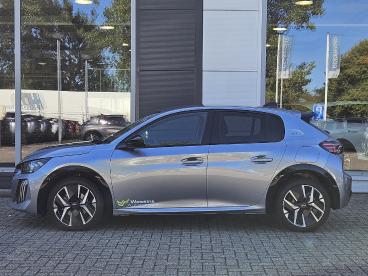 SPOTICAR Peugeot 208 1.2 Hybrid 110 Gt | Automaat | Navigatie | Parkeer Tweedehands -  Hybride Grijs - Arnhem - 1200297367_4