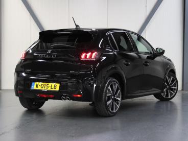 SPOTICAR Peugeot 208 1.2 130pk Gt | Applecarplay/androidauto | Parkeers Tweedehands -  Benzine Zwart - Amersfoort - 1200300377_3