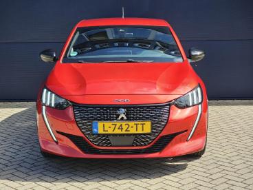 SPOTICAR Peugeot 208 1.2 Puretech Gt Eat8 100pk Automaat | Navigatie | Tweedehands -  Benzine Rood - Doetinchem - 1200300578_2